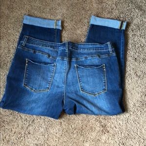 Maurices Plus Size Capri Jeans Size 22